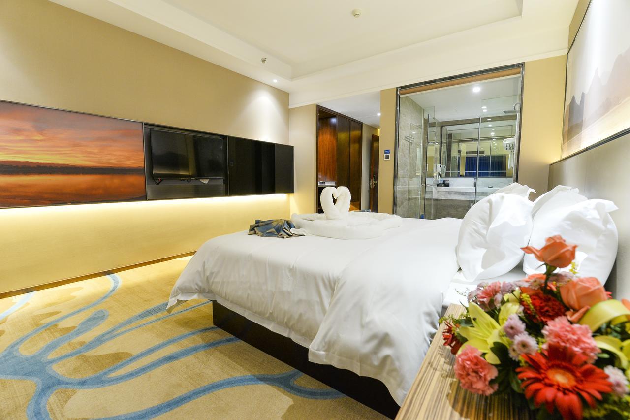 Manhatton Hotel Guilin North Railway Station Eksteriør billede