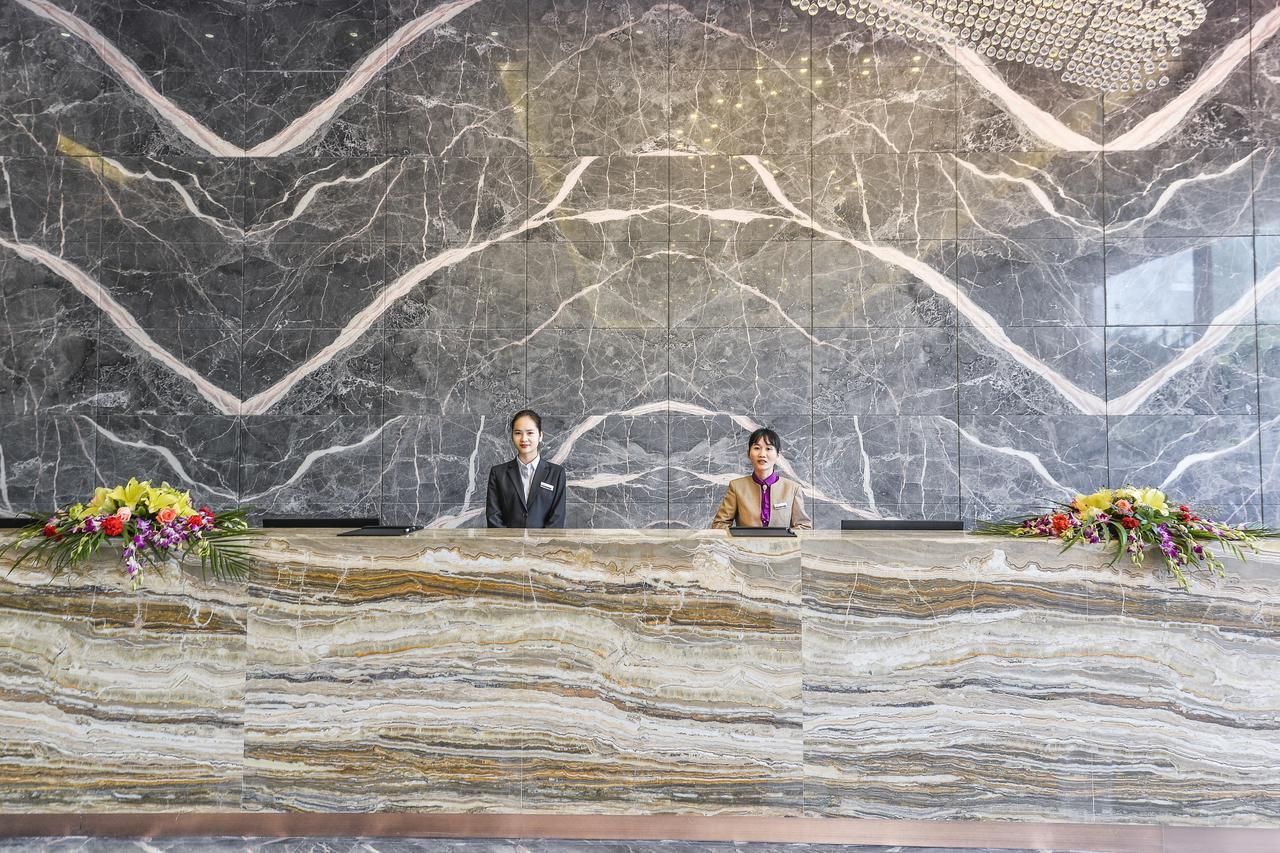 Manhatton Hotel Guilin North Railway Station Eksteriør billede